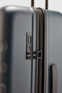 Icon Stripe 55cm Suitcase