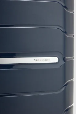 Oc2lite Check-In 68cm Suitcase